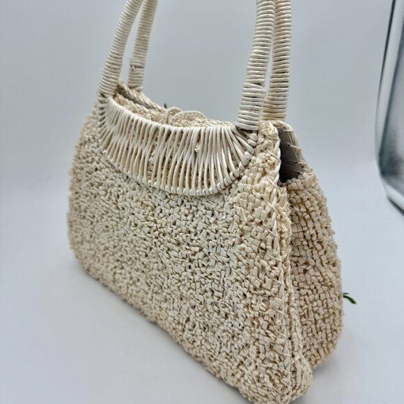 Vintage 1960s Handbag with plastic flowers - Picture 9 of 13